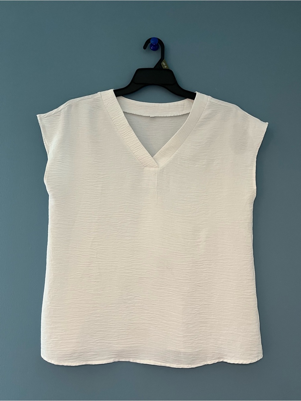 Women's White V-Neck Cap Sleeve Top